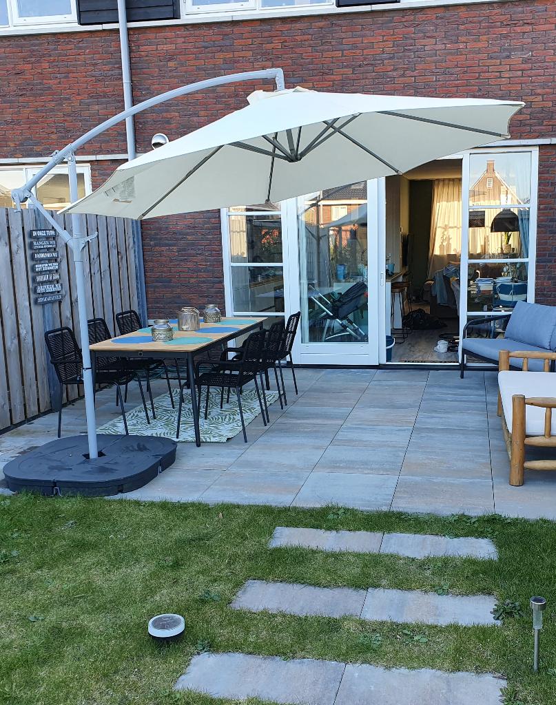 IKEA zweefparasol, Tuin en Terras, Parasols, Ophalen, 2 tot 3 meter, Zweefparasol, Verstelbaar