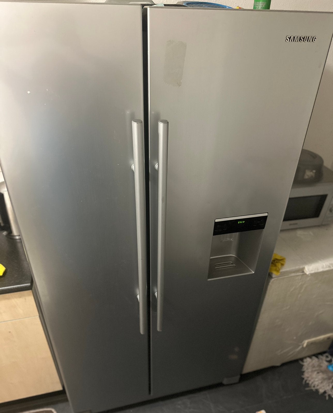 Samsung Amerikaanse koelkast RVS/zilver – dispenser
