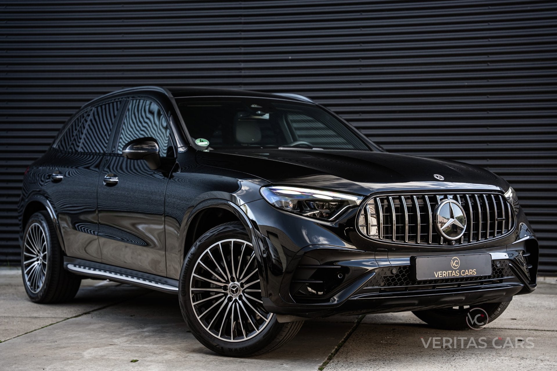 Mercedes-Benz GLC-klasse 300de 4MATIC AMG Line 333PK|BTW|SOH, Dealer onderhouden, Gebruikt, Euro 6, 4 cilinders