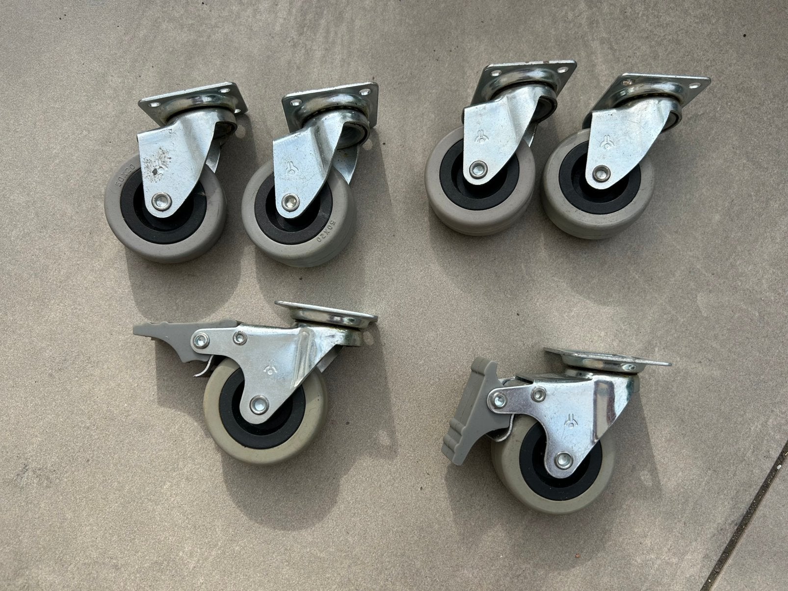 6 en 4 transport-/zwenkwieltjes hoogte 6cm en 10cm, Ophalen of Verzenden, Zo goed als nieuw