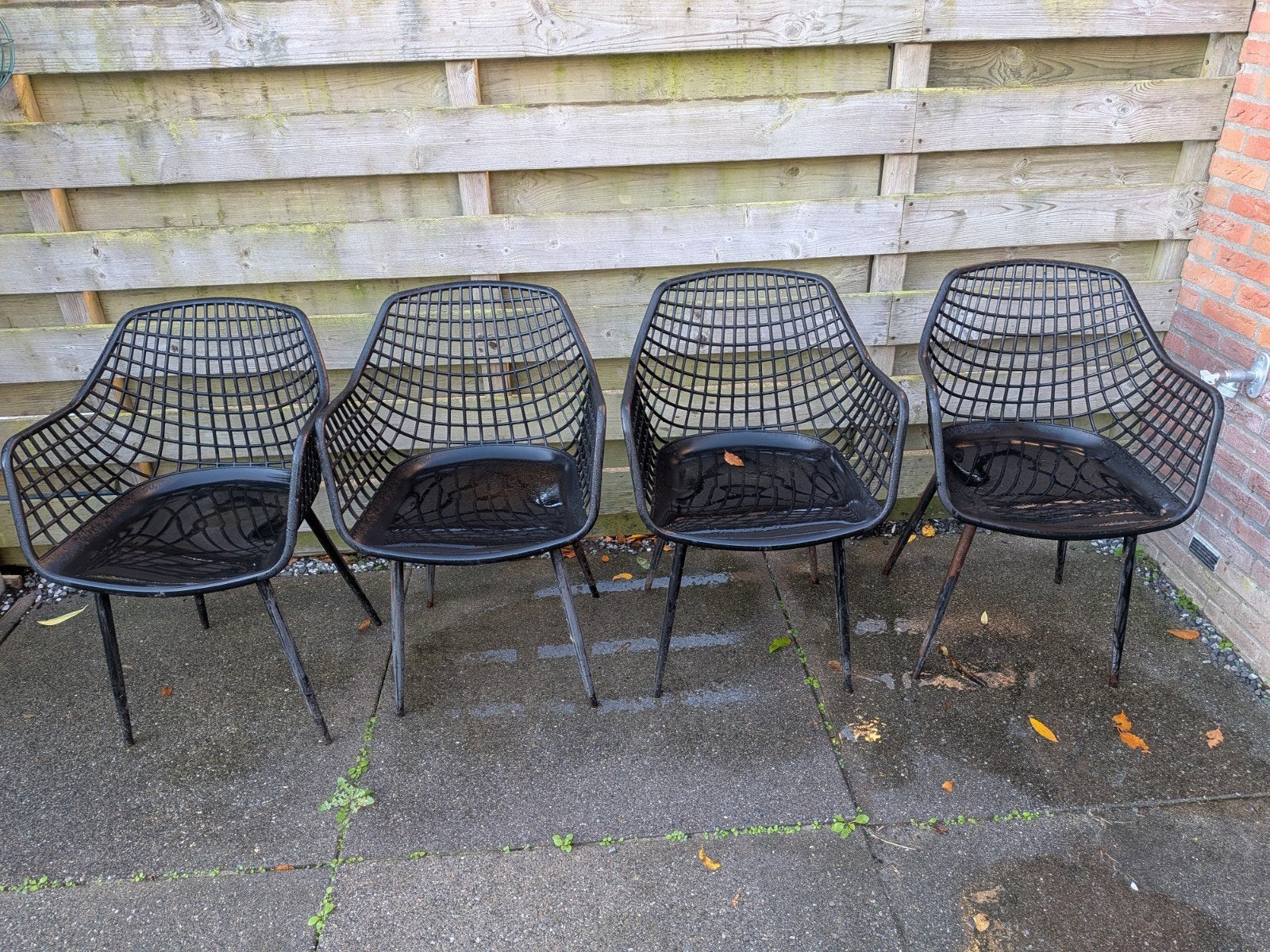 4 tuin stoelen. (Gratis), Ophalen, Gebruikt, Kunststof