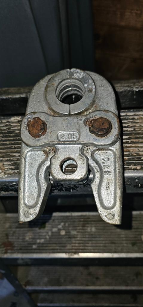 Persbek C.K.H. 125 - 2.05, Ophalen of Verzenden, Gebruikt