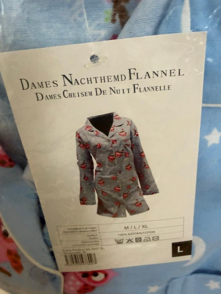 Nieuwe flanellen nachthemd, Kleding | Dames, Pyjama's, Ophalen of Verzenden, Nieuw, Maat 42/44 (L)