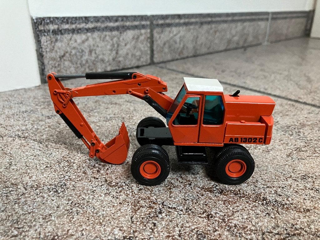 Atlas AB 1302 C, Overige merken, Gebruikt, 1:50 of kleiner, Overige typen