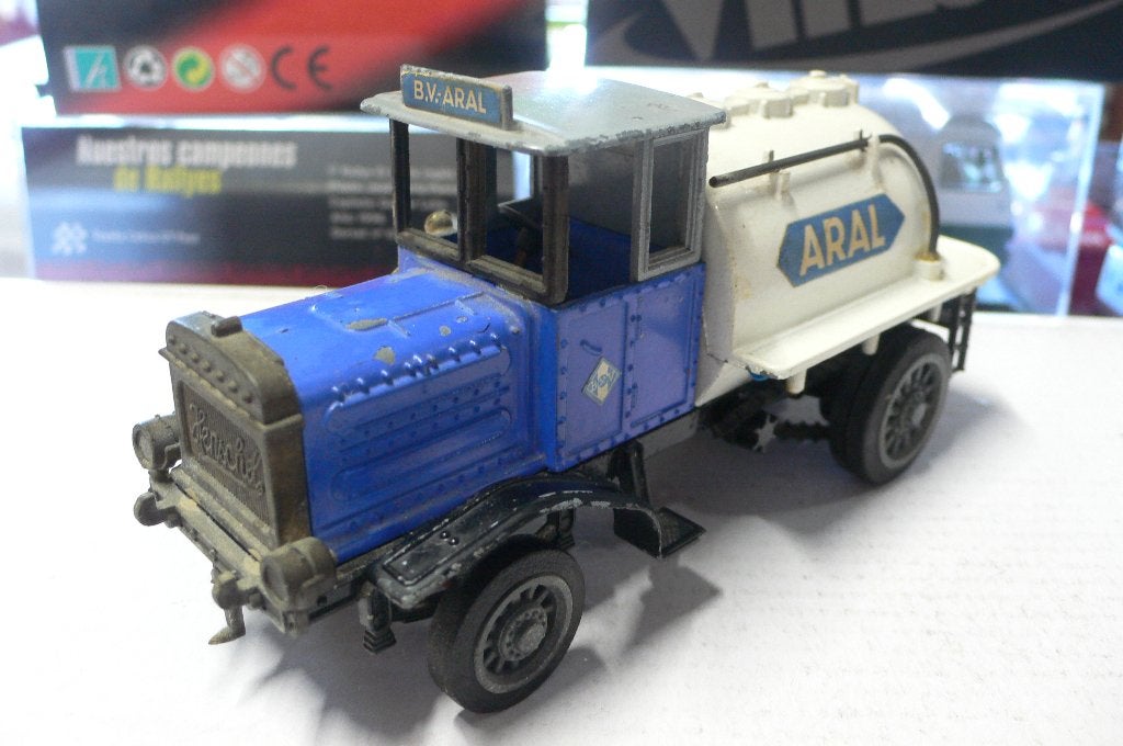henschel aral tankauto rw models  1/43, Verzenden, Gebruikt, Bus of Vrachtwagen, Overige merken