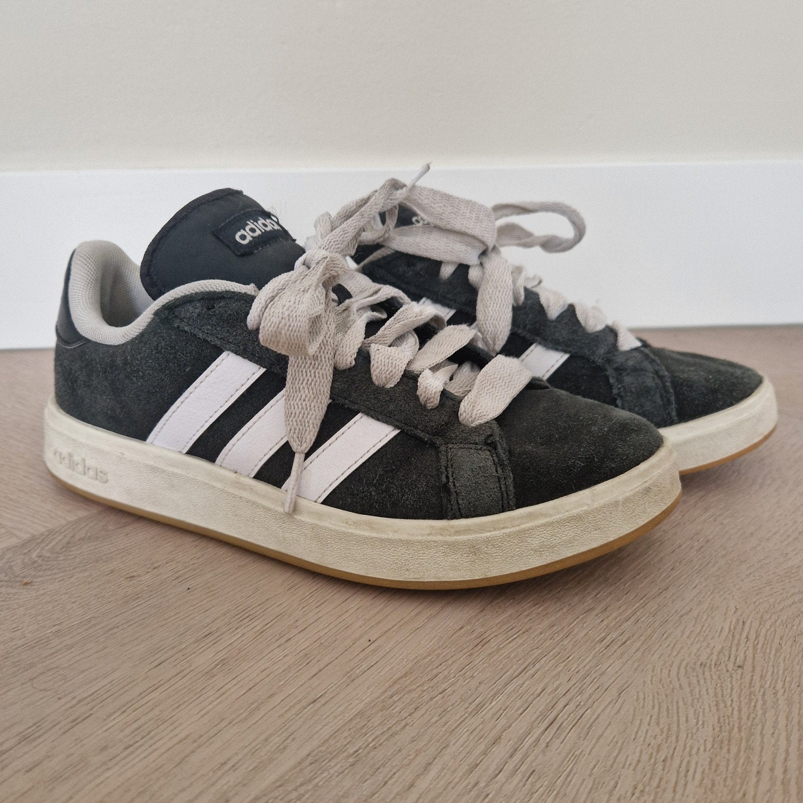 Adidas Grand Court Base 00s Sneakers Maat 38, Ophalen of Verzenden