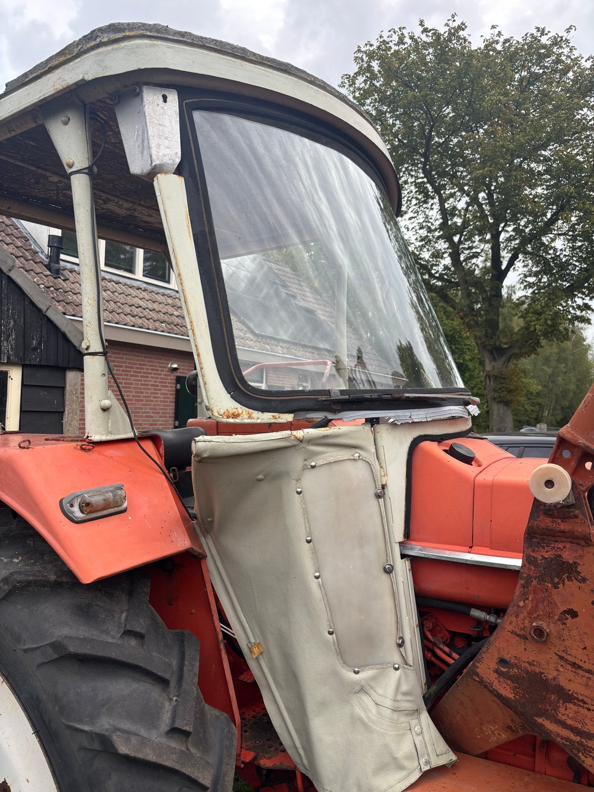 Fritzmeier cabine onderdelen voor oldtimer trekker, Ophalen