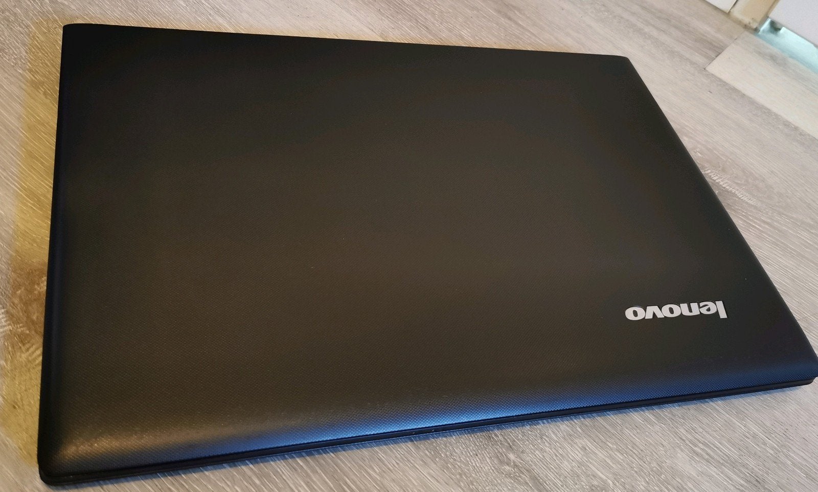 Lenovo G70 17,3"Intel Core
i5,SSD,NVIDIAGeForce,DVDspeler, Computers en Software, Chromebooks, Zo goed als nieuw, 16 inch of meer