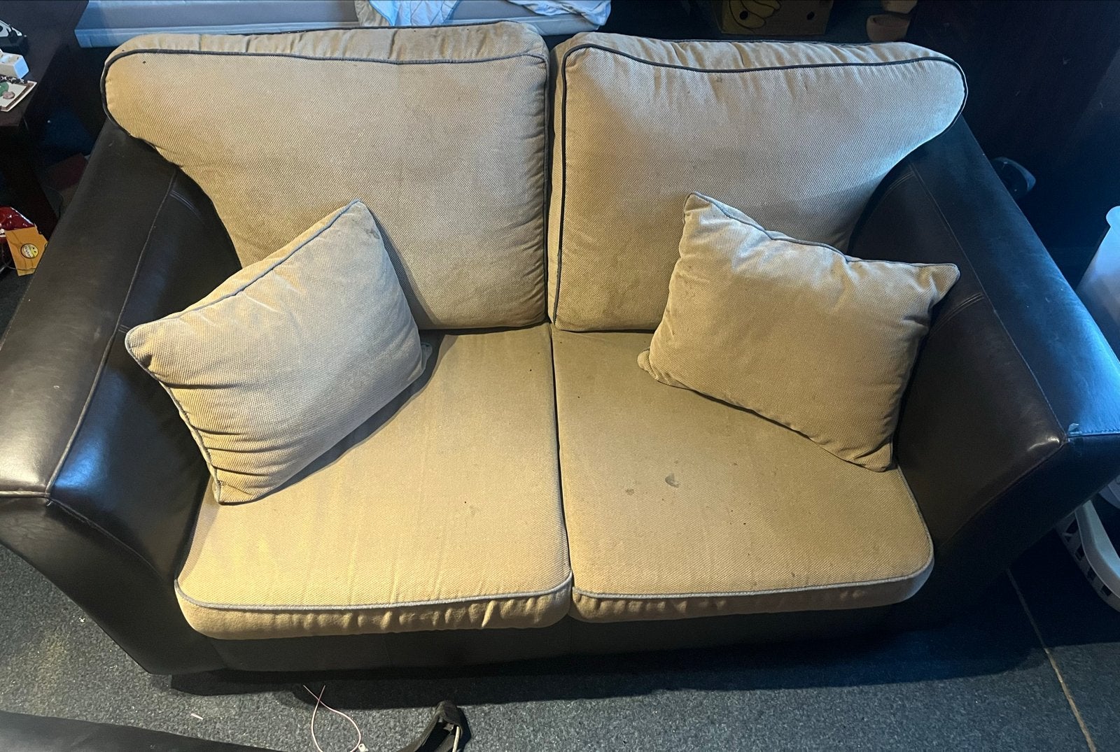 Comfortabele 2-persoonsbank - Niet doorgezakt, Ophalen, Gebruikt, 150 tot 200 cm, Tweepersoons
