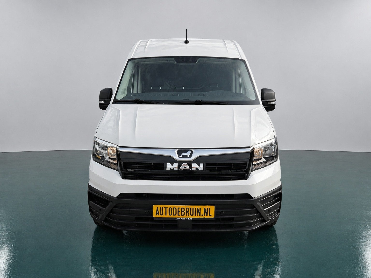 MAN TGE 140Pk L3 H3 HD Automaat Airco Cruise Camera, Auto's, Stof, Gebruikt, 4 cilinders, Wit