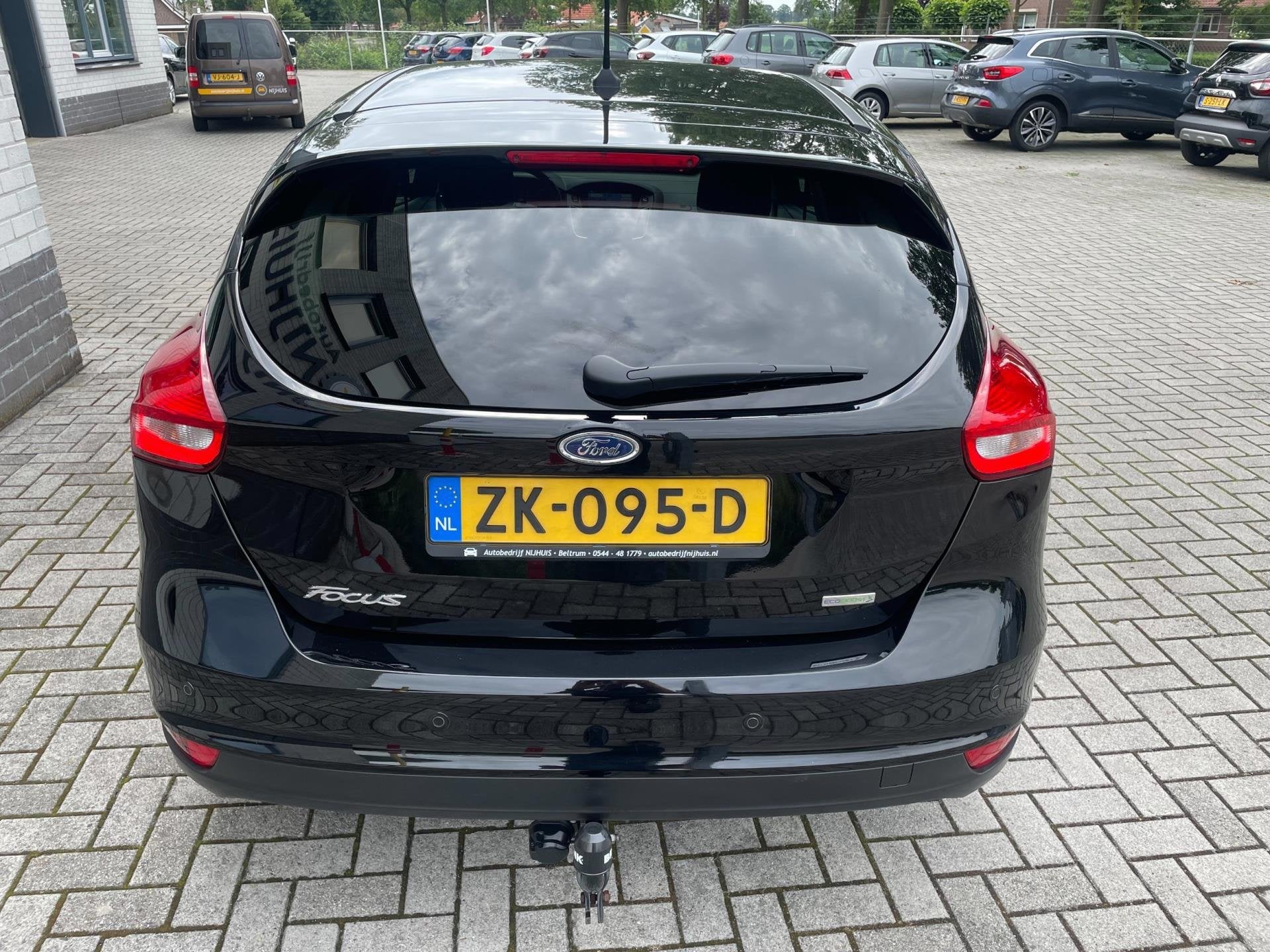 Ford Focus 1.0 Trend Automaat / PDC / DAB / CRUISE / NAVIGAT, Auto's, 1227 kg, Gebruikt, Zwart, 3 cilinders