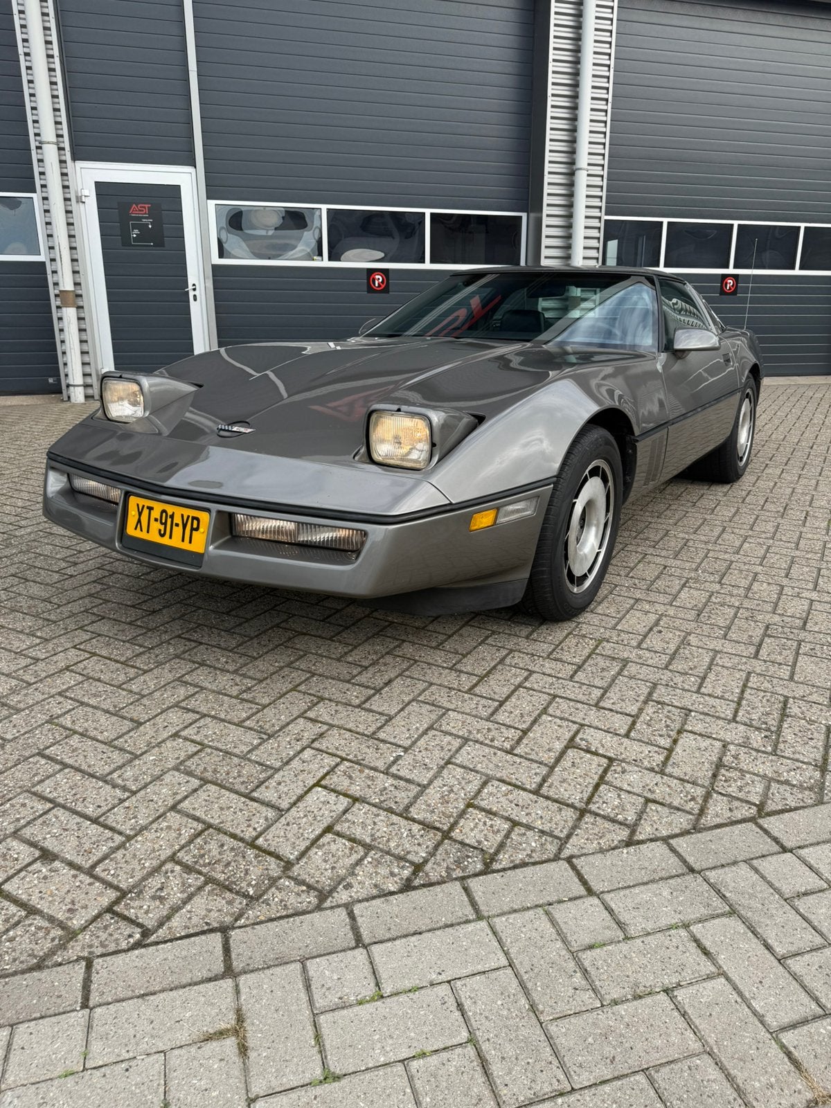 Chevrolet Corvette 5.7 AUT 1983 Grijs, foto 7