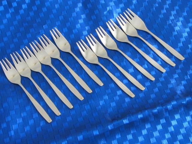 12 gebakvorkjes 11,5cm Gero Zilmeta sarabande 526., Ophalen of Verzenden, Zo goed als nieuw, Rvs of Chroom