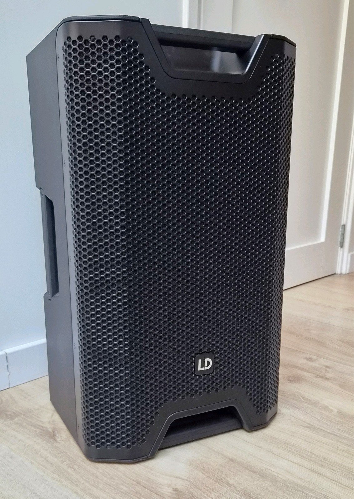 LD ICOA 12A actieve 12' fullrange speaker. Z.g.a.n., Ophalen, Zo goed als nieuw, 1000 watt of meer, P.A.