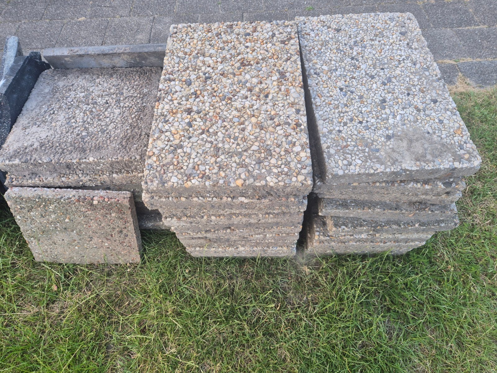 Grindtegels gratis, Tuin en Terras, Ophalen, Gebruikt, Beton, Terrastegels