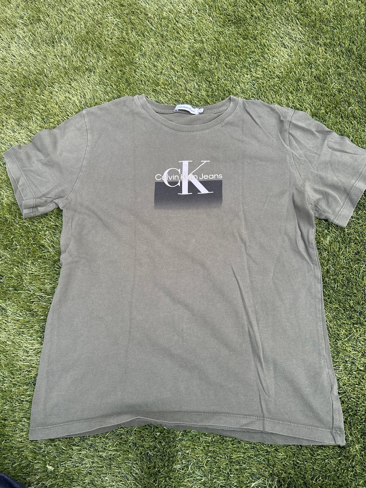 Calvin Klein Jeans T-shirt - Groen - Maat 14, Ophalen of Verzenden, Gebruikt, Jongen of Meisje
