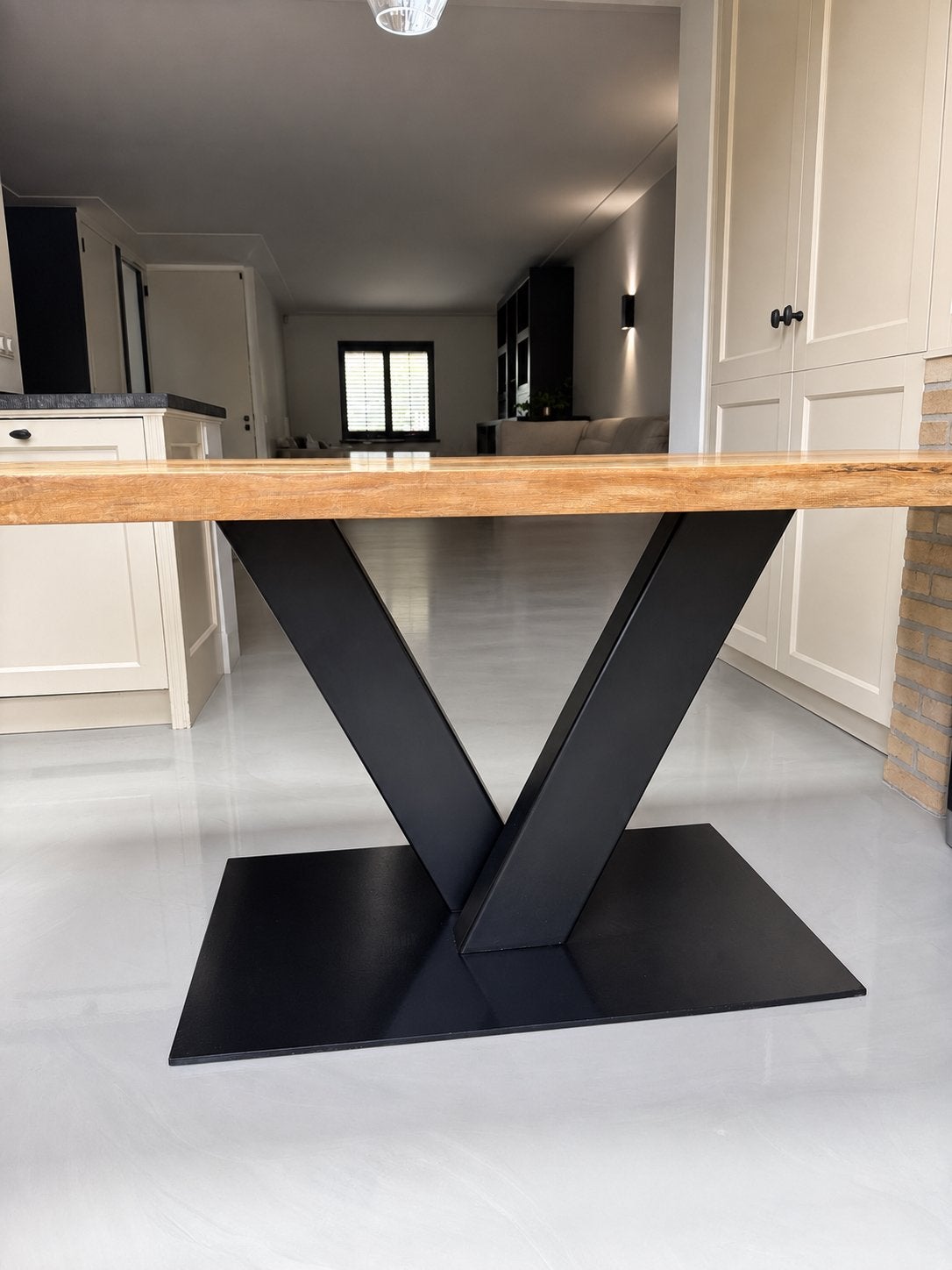 Eiken boomstamtafel 200x90 cm V poot  2 extra stalen X-poten, Ophalen, Gebruikt, Eikenhout, 50 tot 100 cm
