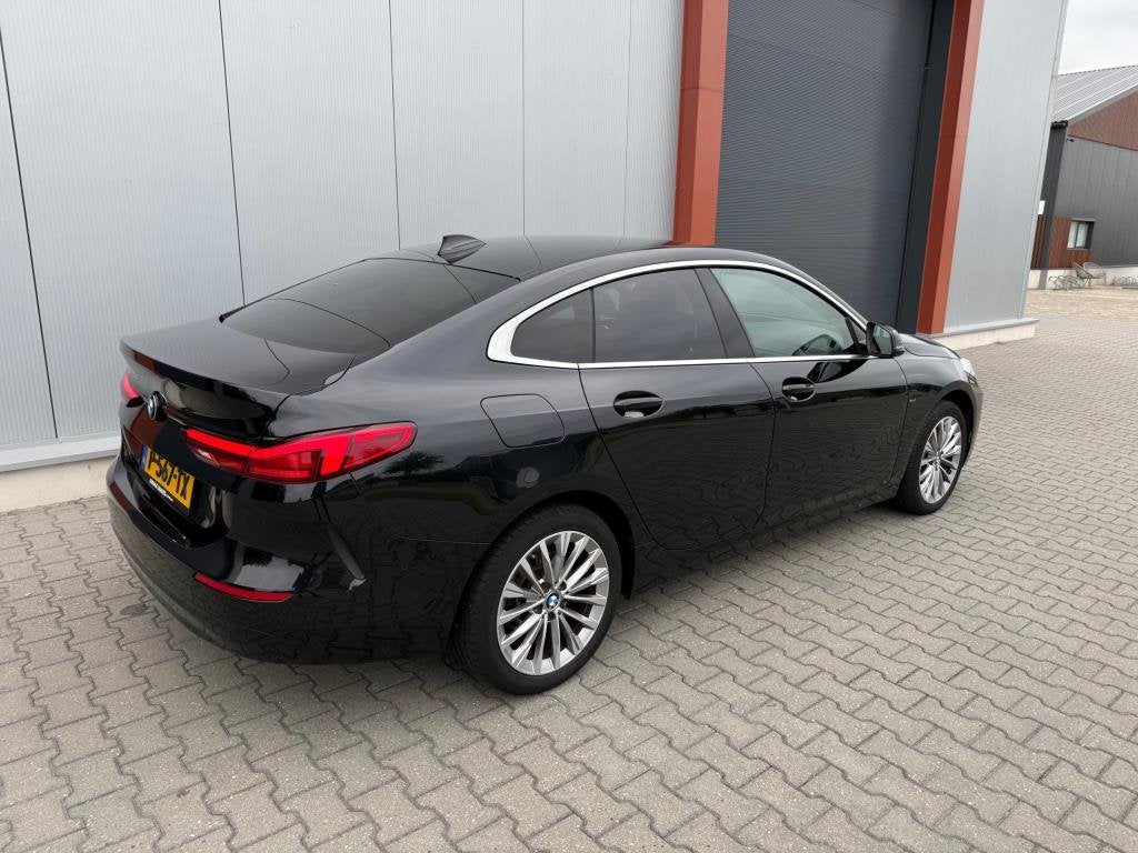 BMW 2-serie Gran Coupé 218i Business Edition Plus, 136 pk, Gebruikt, 1350 kg, Zwart