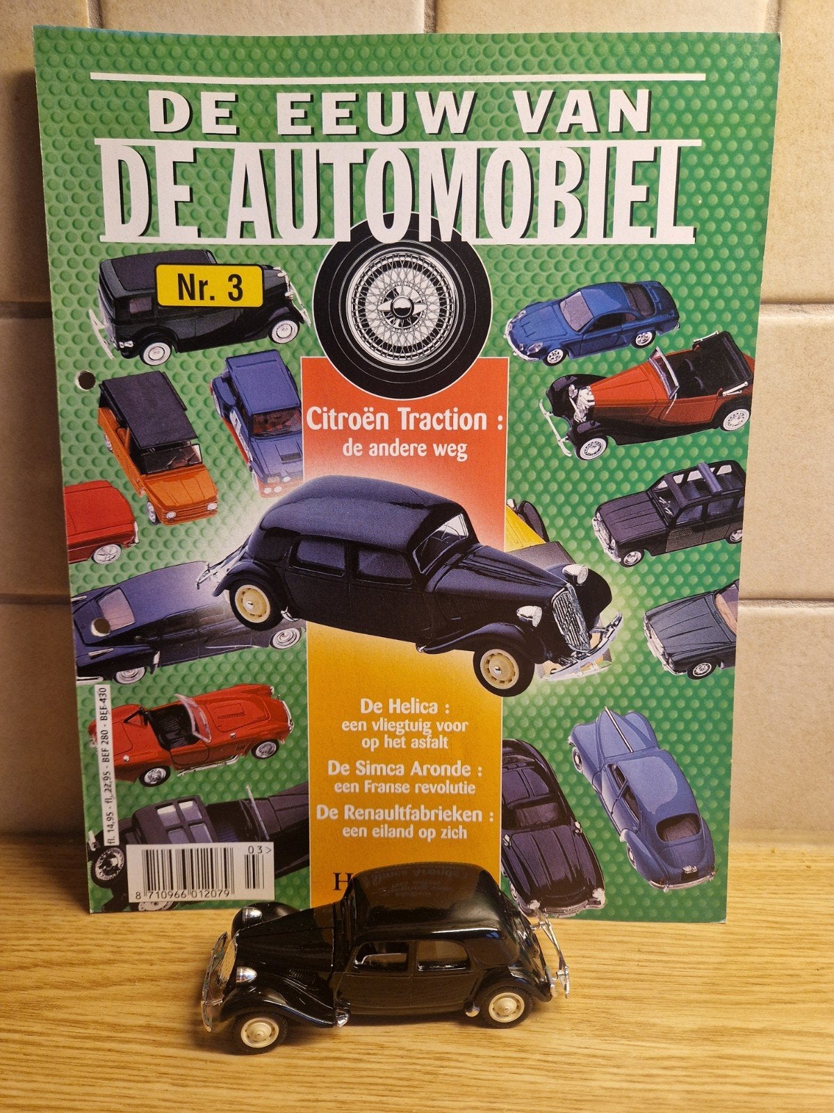 solido citroen 15 six  tijdschrift doosje, Ophalen of Verzenden, Zo goed als nieuw, Auto, Solido