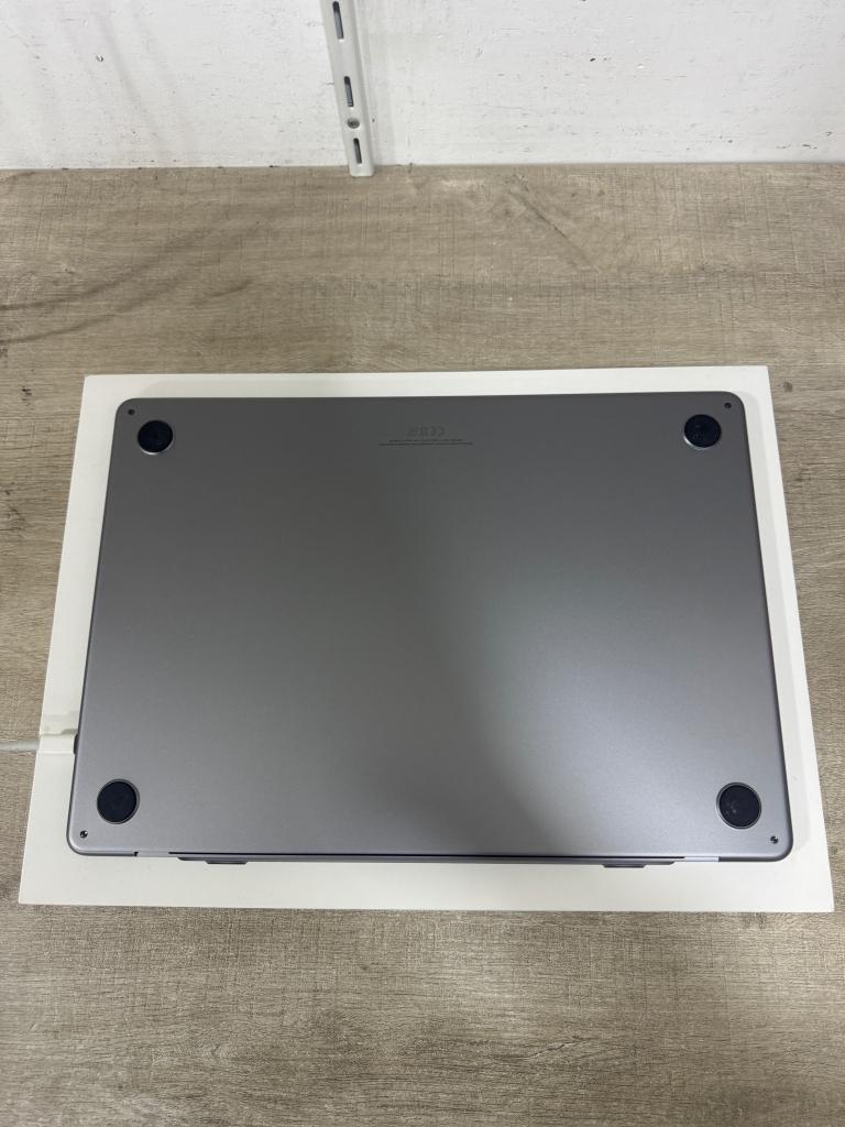 Macbook Air 15" 2023 M2 16GB+1000GB SSD SpaceGray Inc GAR A, 1 TB of meer, Nieuw, 1 Apple Park Way in Cupertino, MacBook Air