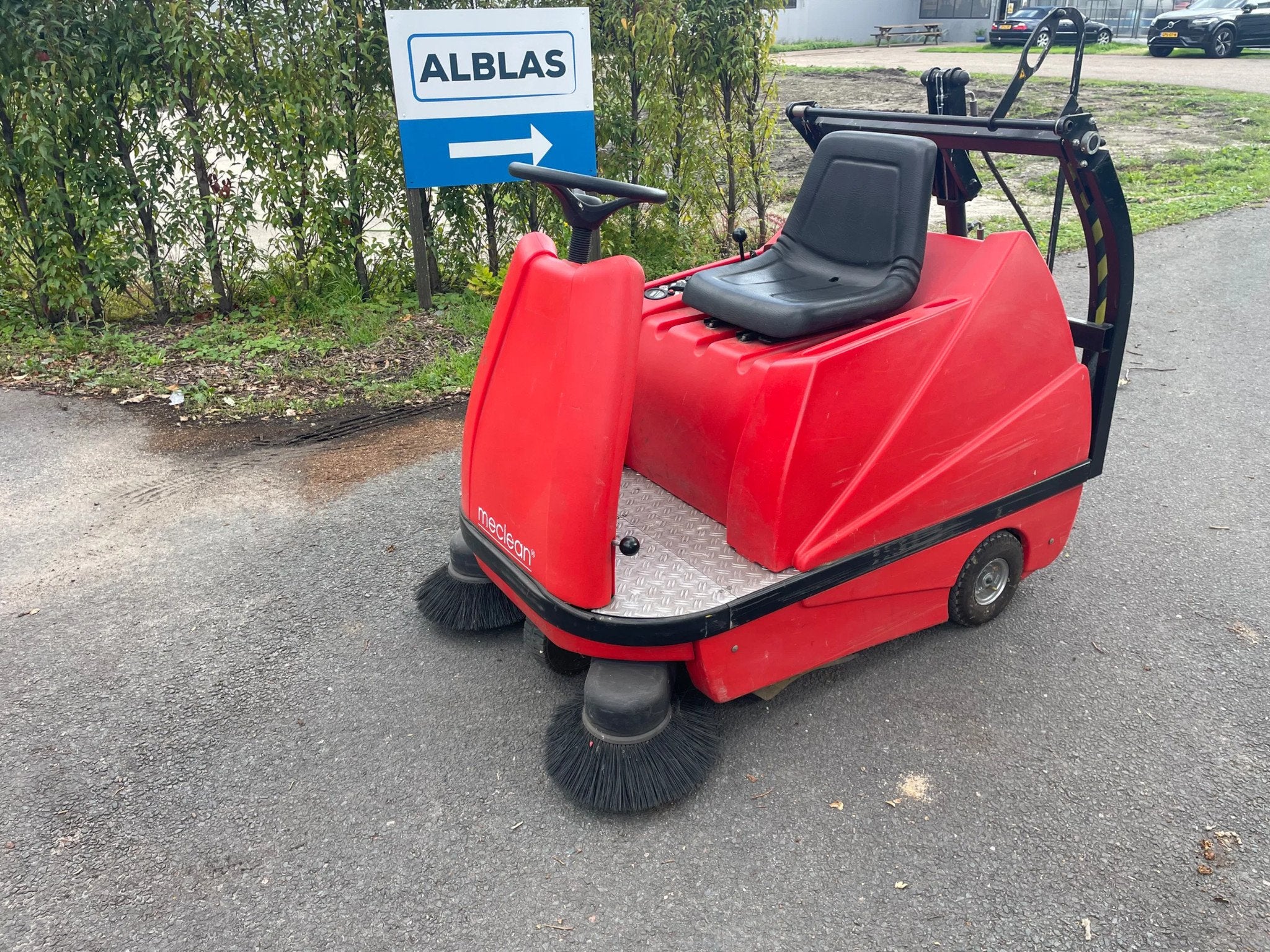 Meclean 1200 opzitveegmachine met hoogkiepbak, Meclean, Info@alblasinterntransport.nl, DE