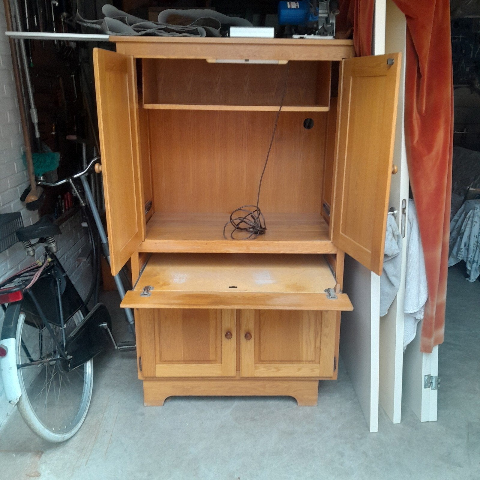 blank eiken meubel, Ophalen, Gebruikt