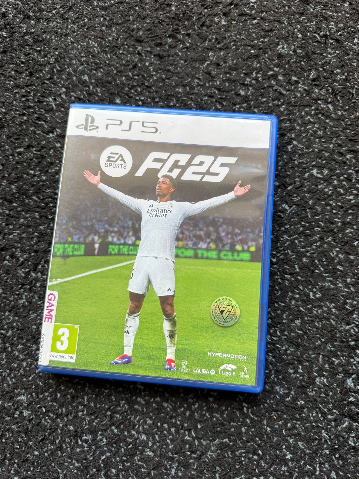 EA Sports FC 25 PS5 - Zo goed als nieuw Iberische versie!, Eén computer, Ophalen of Verzenden, Zo goed als nieuw, Sport