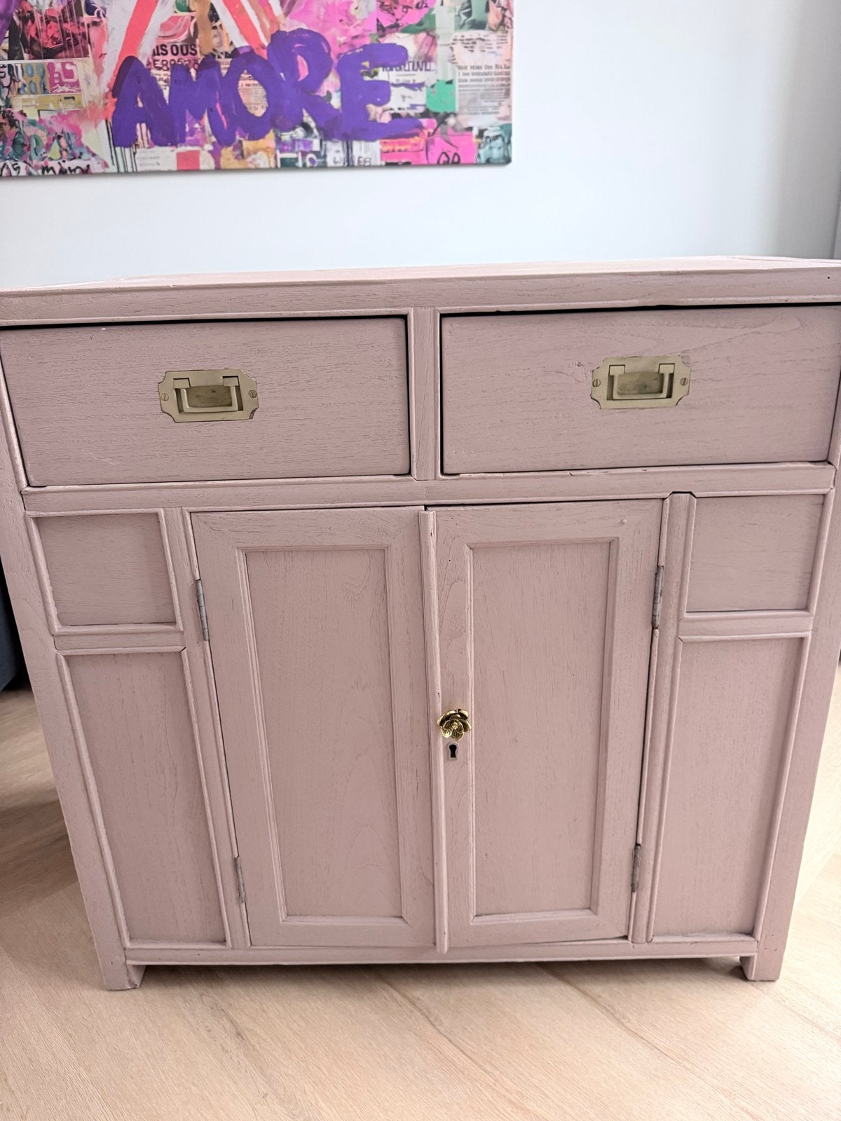 Oud roze vintage kastje met lades en deurtjes, Ophalen, Gebruikt