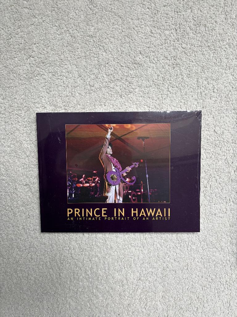 Prince Hawaii boek, Cd's en Dvd's, Vinyl | Pop, Beschermende buitenhoes, Ophalen of Verzenden, Nieuw in verpakking, Overige formaten