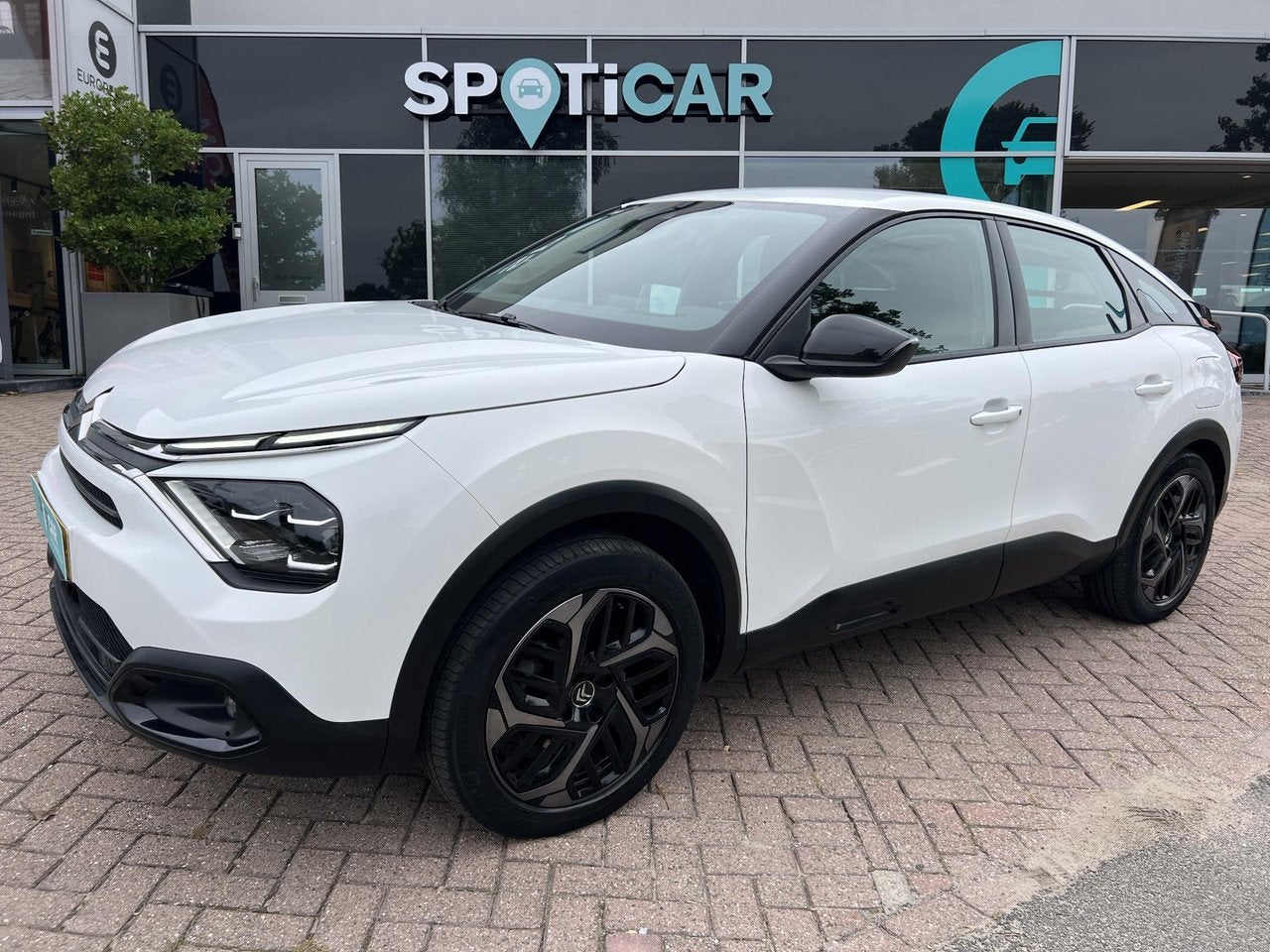 Citroën C4 1.2 Turbo 130 S&S Feel Edition | Afneembare trek, Auto's, Dealer onderhouden, Gebruikt, 1199 cc, Parkeersensor