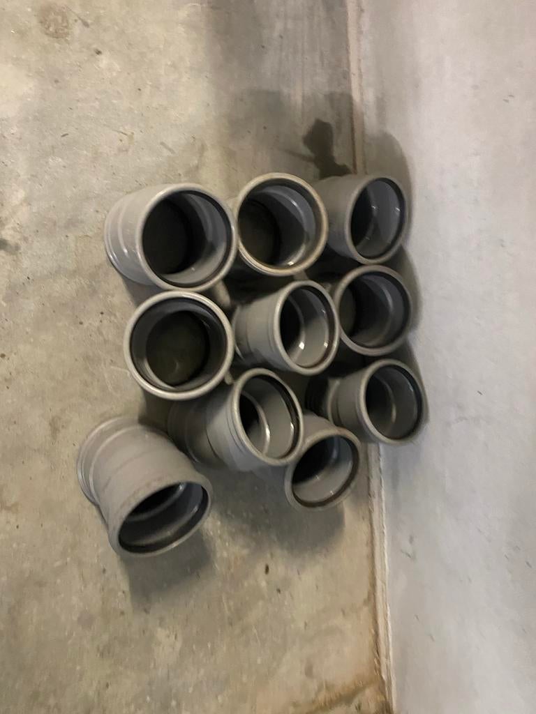 10x Dyka PVC flauwe bocht 110 mm - Nieuw, Bochten, Pvc, Nieuw, Ophalen of Verzenden