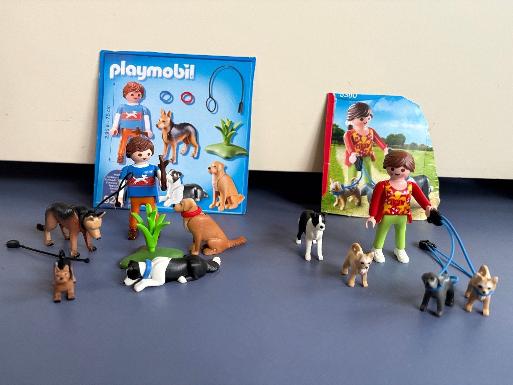 Playmobil 5380 en 9279 – Hondenoppas en hondenuitlaatservice, Gebruikt, Complete set, Overige typen, Ophalen of Verzenden
