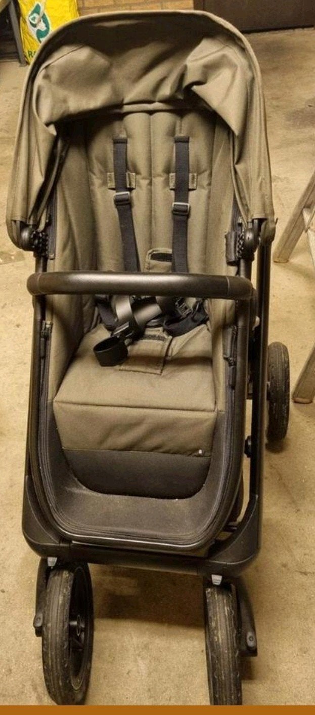 Dubatti kinderwagen olijfgroen., Kinderen en Baby's, Kinderwagens en Combinaties, Gebruikt, Verstelbare duwstang, Ophalen, Kinderwagen