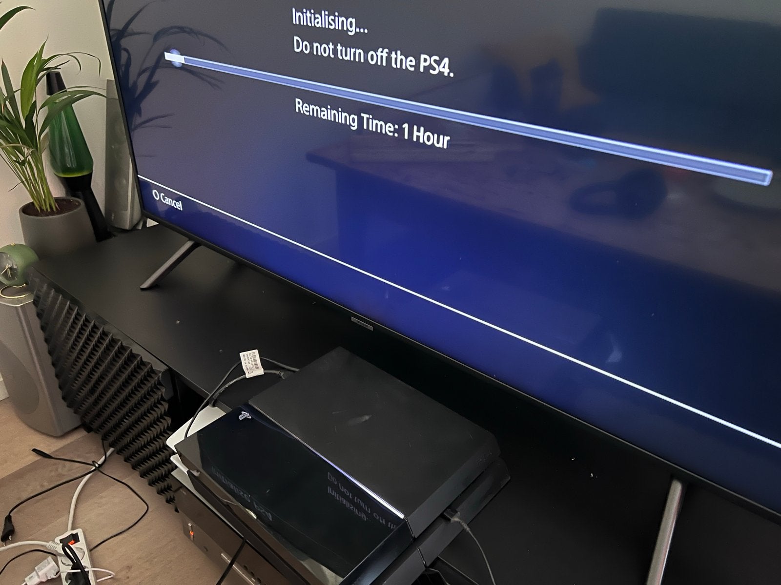 PS4 met 6 spellen en 2 controllers