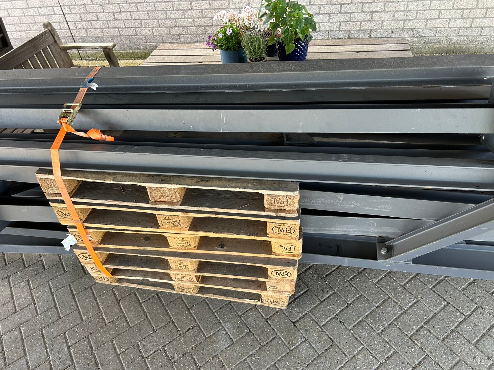 ZGAN automatische monorail, Ophalen