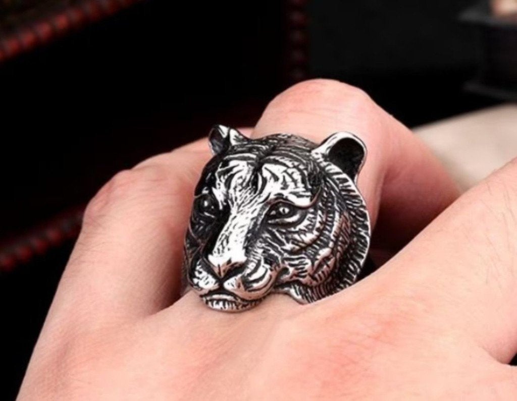 Fraaie Tijger ring, Ø 21,2 mm, Sieraden, Tassen en Uiterlijk, Ringen, 20 of groter, Heer, Nieuw, Zilver