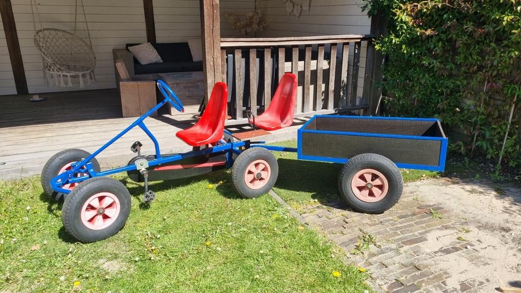 Grote Mammoet skelter met kar en 2 stoeltjes GERESERVEERD, Kinderen en Baby's, Speelgoed | Buiten | Skelters, Ophalen, Mammoet