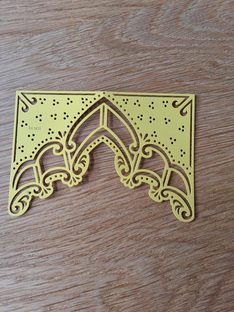Borduur/snijmal TH1655 - Decoratieve hoek, Goud, Abstract, Gereedschap of Toebehoren, Overige merken