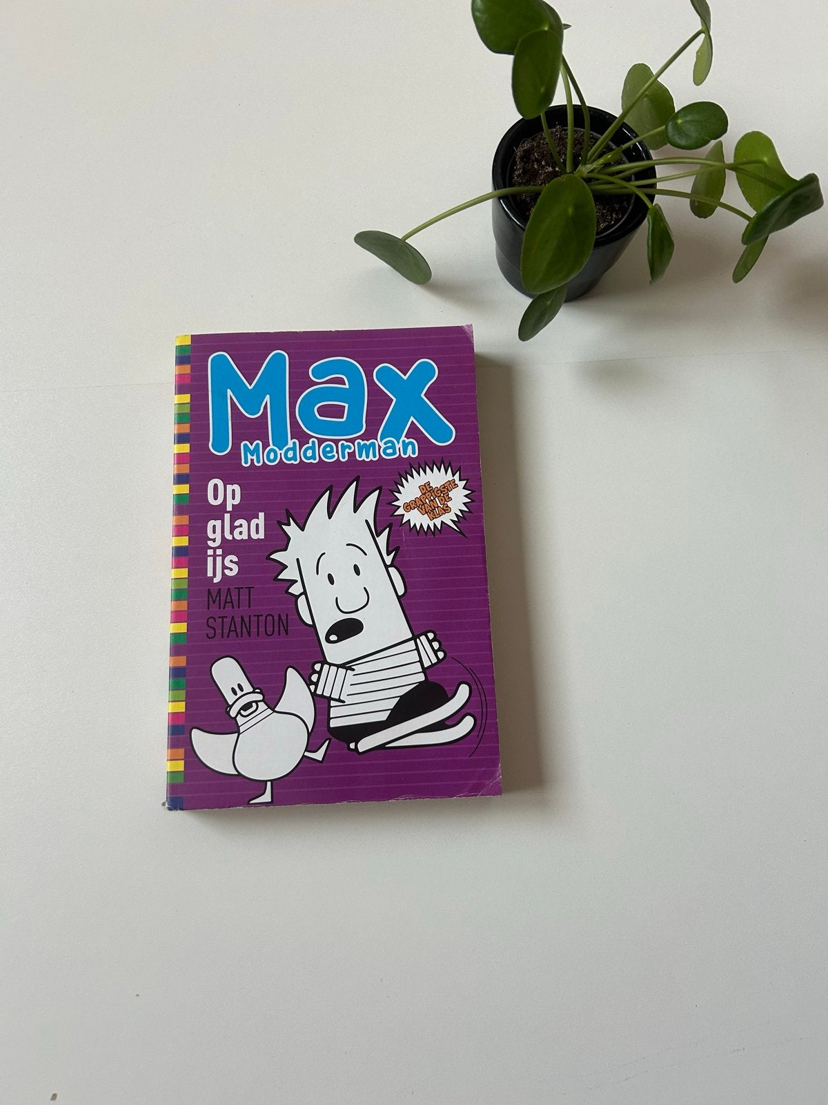 Max Modderman: Op glad ijs - Matt Stanton, Boeken, Ophalen of Verzenden, Zo goed als nieuw, Fictie algemeen