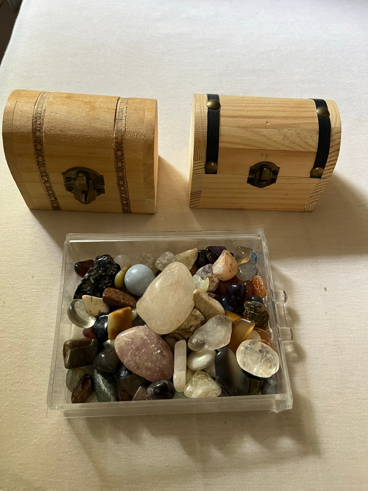 Diverse Edelstenen met Twee Houten Kistjes, Ophalen, Gebruikt