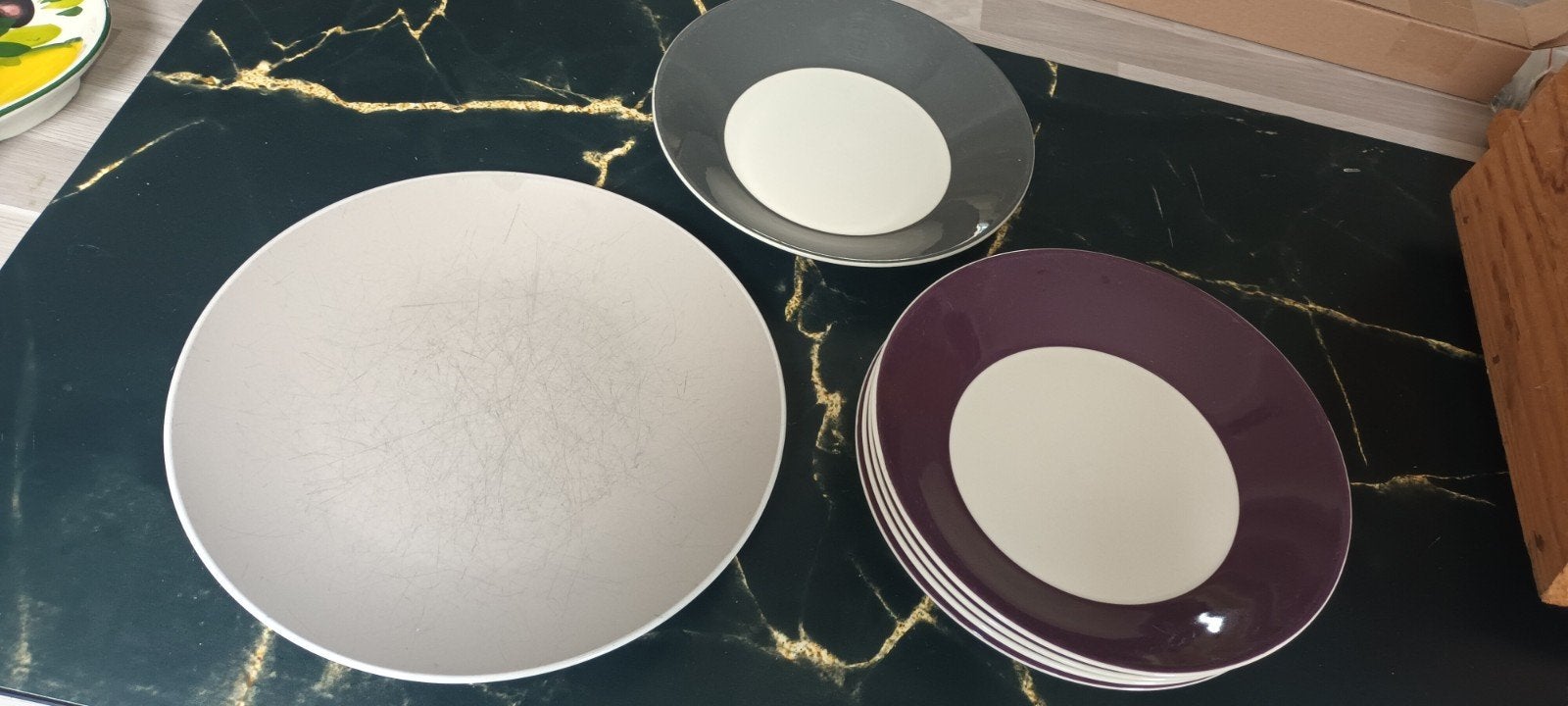 Set borden, Huis en Inrichting, Keuken | Servies, Ophalen, Overige stijlen, Bord(en)
