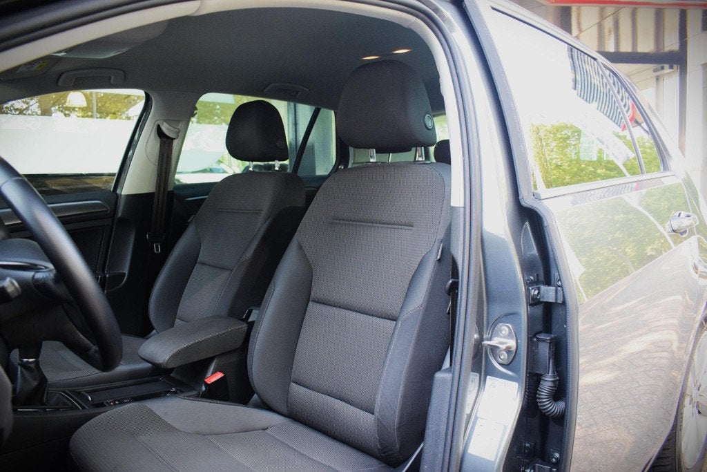 Volkswagen Golf 1.0 TSI Comfortline 5d NAVIGATIE|ADAPTIVE CR, Stof, Origineel Nederlands, Bedrijf, Handgeschakeld