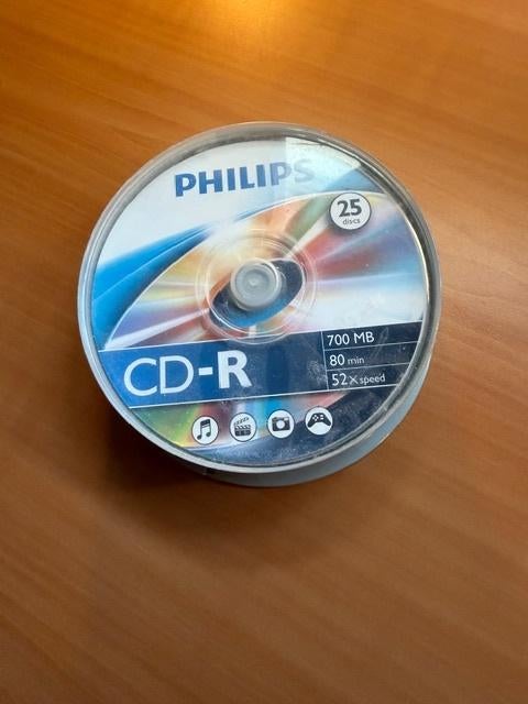 Nieuw doosje Philips CD-R 25 stuks - 700MB, 80 min, 52x, Computers en Software, Beschrijfbare discs, Cd, Nieuw, Ophalen of Verzenden