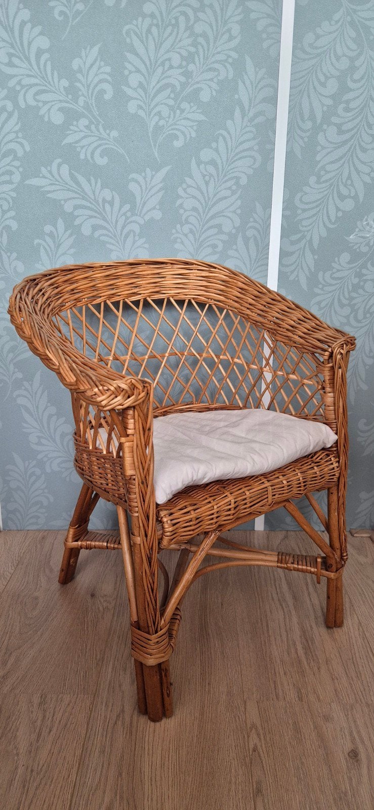 Vintage rotan kinderstoel met kussen, Ophalen, Gebruikt, Overige kleuren, Riet of Rotan