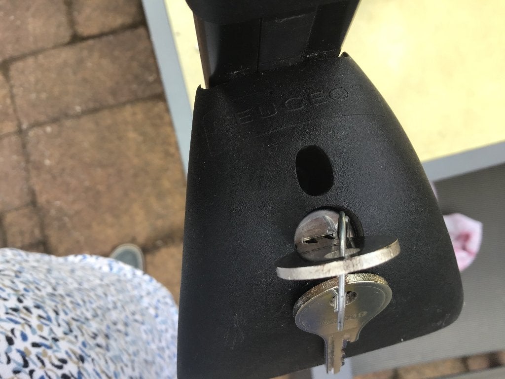Peugeot dakdragers, Ophalen, Zo goed als nieuw