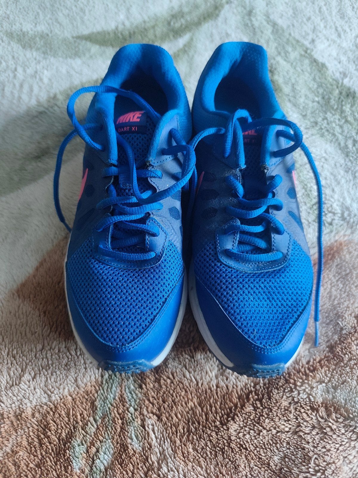 Nike Dart XI hardloopschoenen - Blauw/Roze - Maat 38.5, Kleding | Dames, Maat 38/40 (M), Blauw, Nike, Ophalen of Verzenden