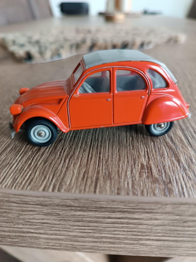 Miniatuur Citroën 2CV (Lelijk Eendje) - Oranje, Overige merken, Gebruikt, Auto, 1:32 tot 1:50