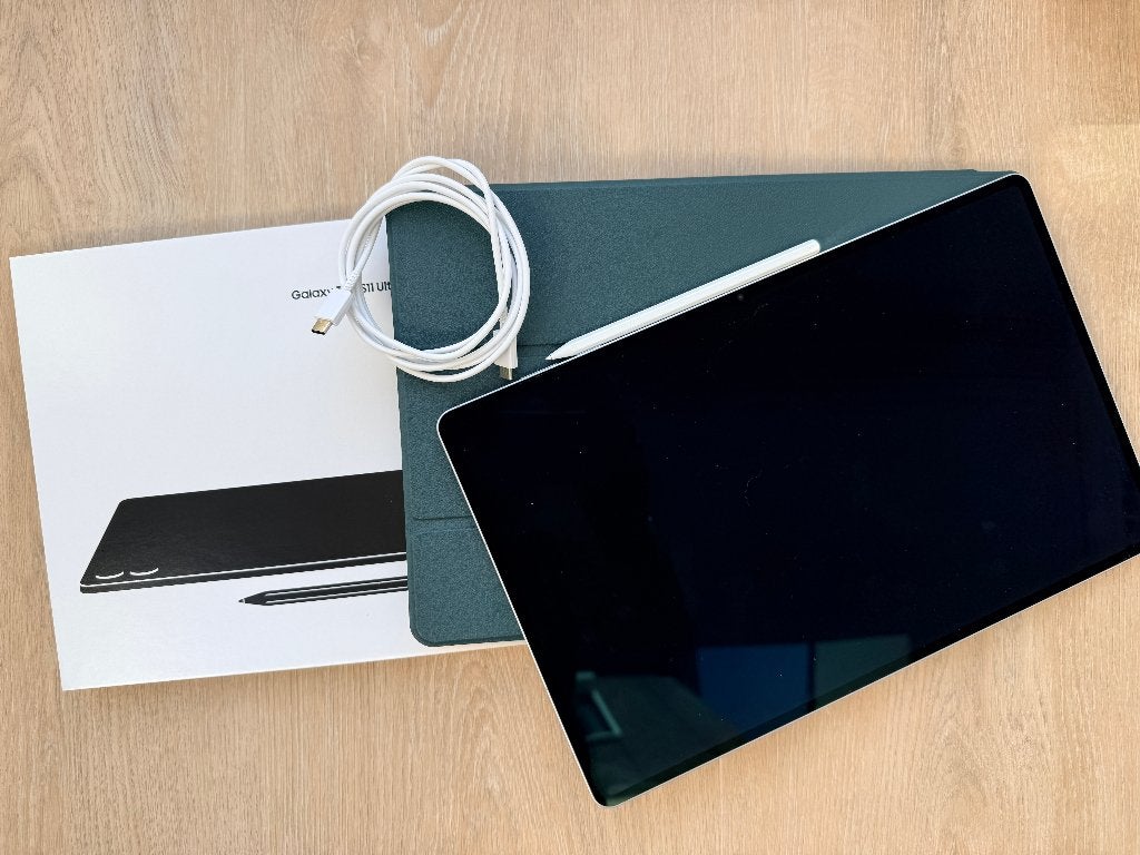 Samsung Ultra 11, 14 inch 256 GB, Wi-Fi, Computers en Software, 13 inch of meer, Nieuw, Wi-Fi, 256 GB