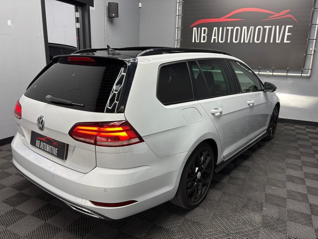 Volkswagen Golf Variant 1.4 TSI R-line Pano, Auto's, Volkswagen, Gebruikt, 4 cilinders, 150 pk, 1257 kg