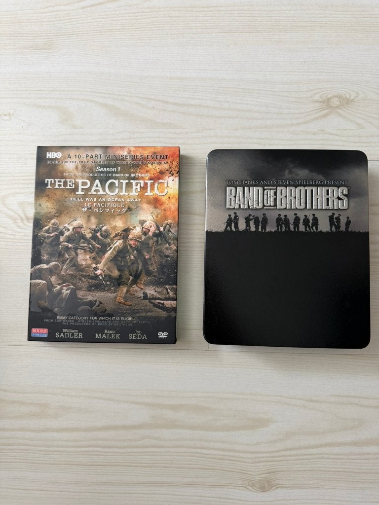 Band of Brothers en The Pacific, Ophalen of Verzenden, Zo goed als nieuw, Overige genres, Boxset